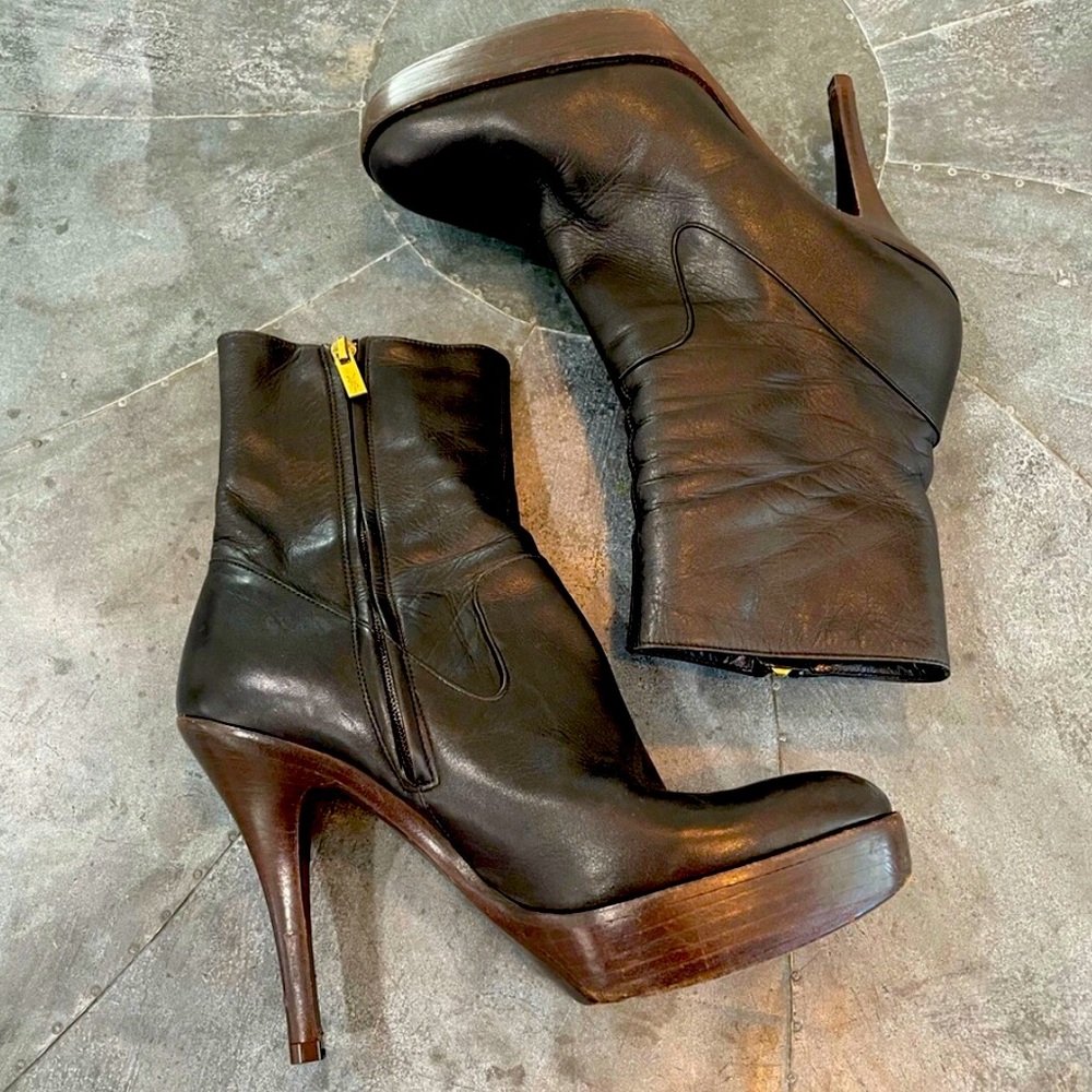 YSL platform size 6.5 great condition vintage